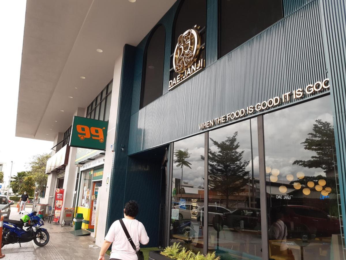 Sunway Paradise Home Staycation Ph2100 Self Check In Out Subang Jaya Exterior photo